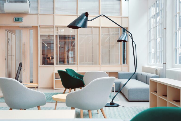 Guide to Office Cleaning Plans Tailored for Hayward Needs